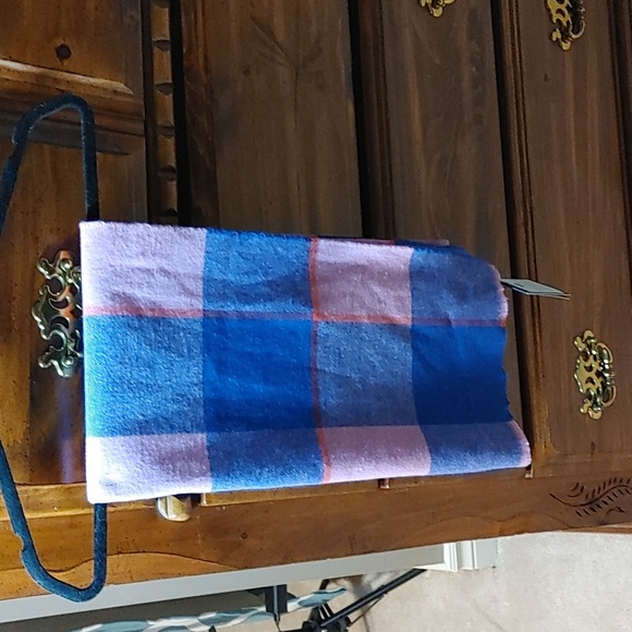 NWT Indigo Soft Plaid Blanket Scarf - Picture 2 of 10